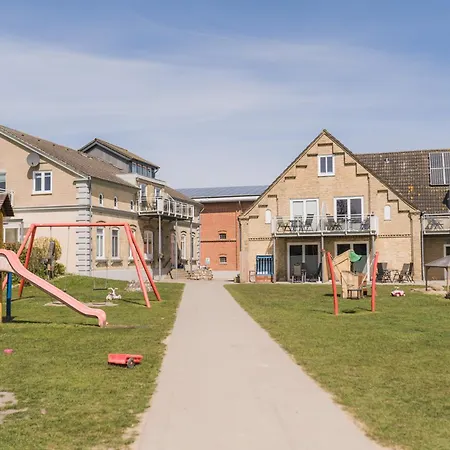 Buedlfarm - Der Familien-erlebnishof In Strandnaehe * Fehmarn