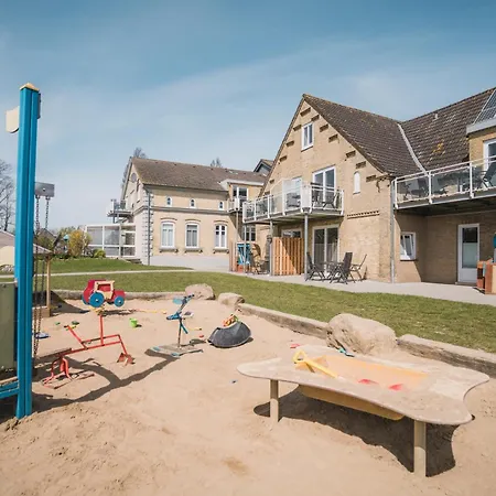 Buedlfarm - Der Familien-erlebnishof In Strandnaehe Country house Fehmarn